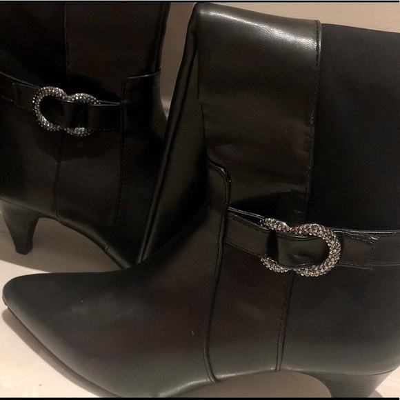 NWOT Kenneth Cole Dress Boots Size 7 - Picture 5 of 8